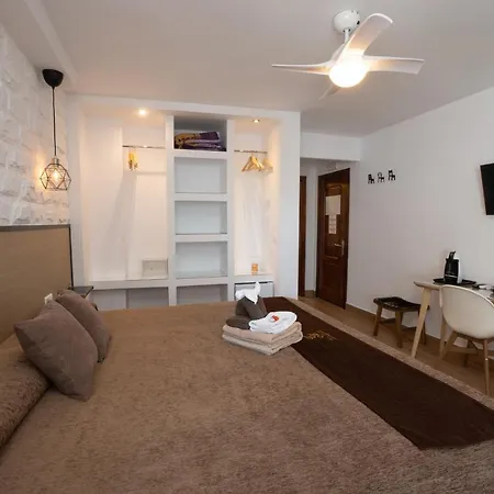 Casa Mercedes Vendégház