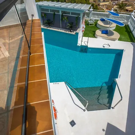 Casa Mercedes 2*