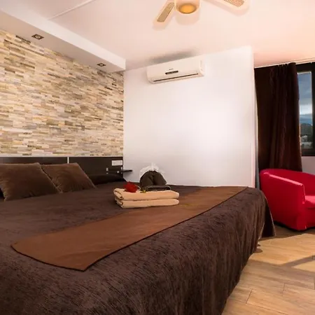 בית הארחה Casa Mercedes