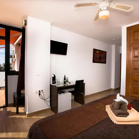 בית הארחה Casa Mercedes 2*