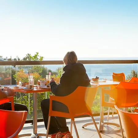 卡萨梅赛德斯旅馆 招待所 内尔哈